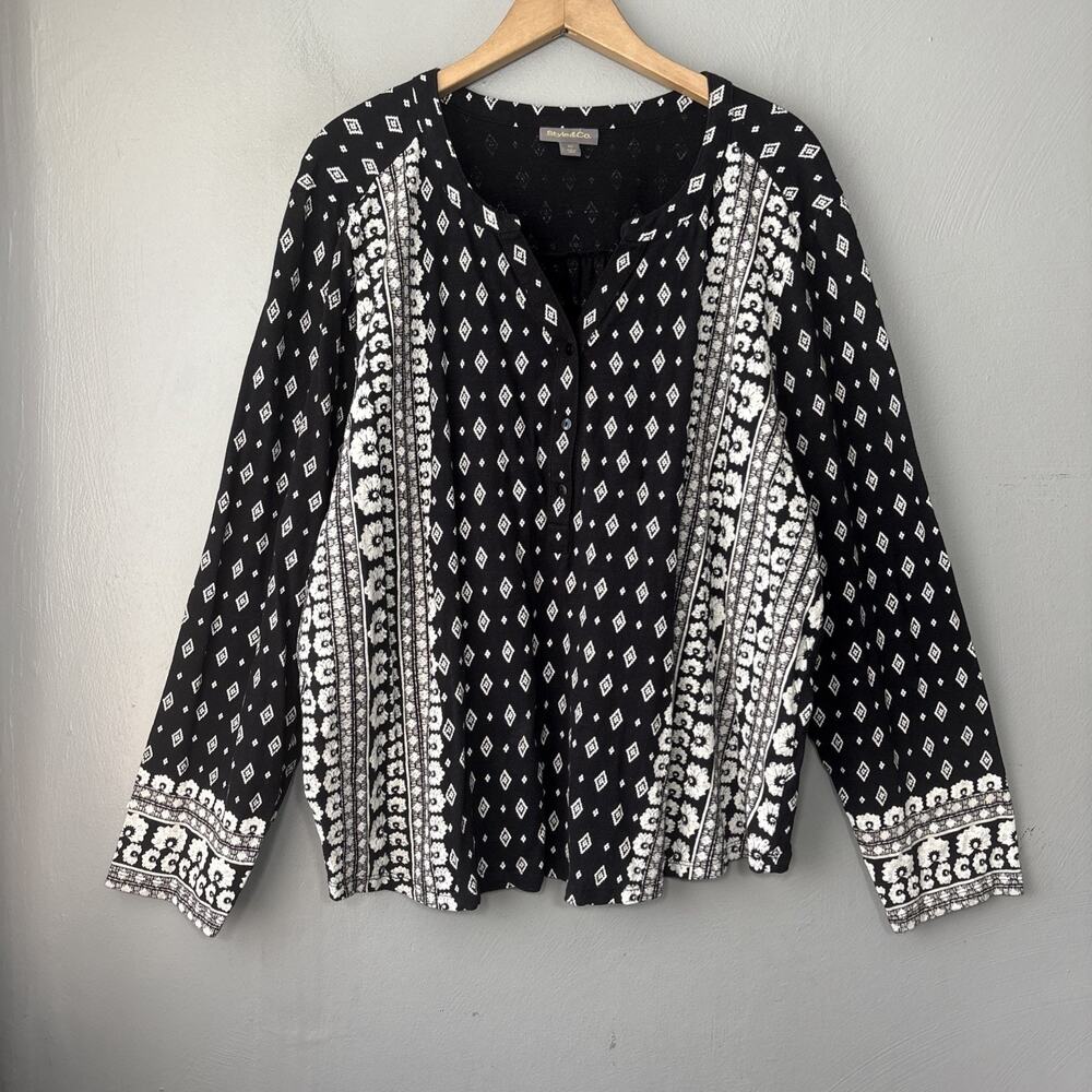 Style & Co Top Plus Size 3X Black White Boho Soft Knit Popover Dark Tee Aztec